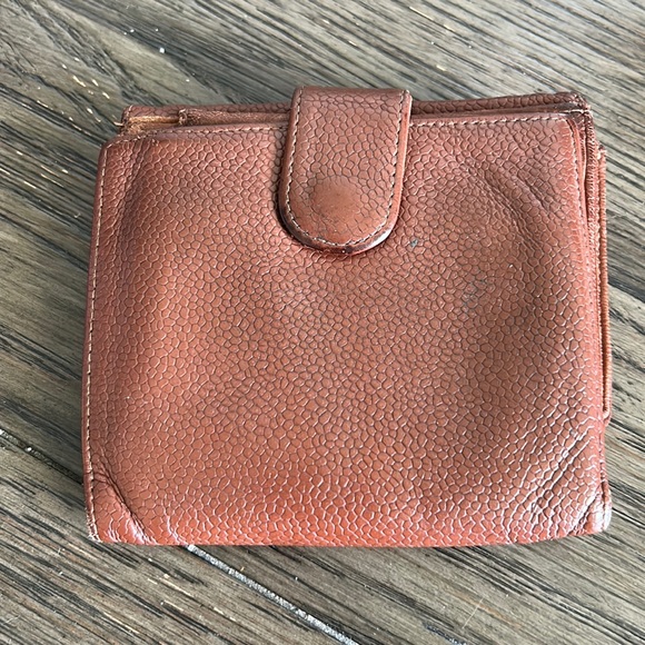 Chanel Brown Caviar Leather Wallet - Picture 2 of 13